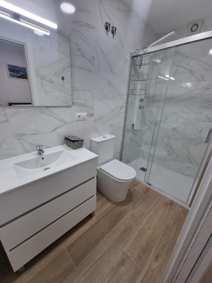 Apartamento Regina 圣地亚哥－德孔波斯特拉 外观 照片