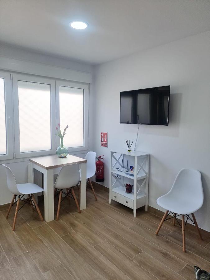 Apartamento Regina 圣地亚哥－德孔波斯特拉 外观 照片